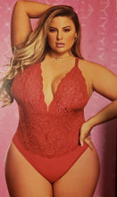 Load image into Gallery viewer, Venya Kinky-Lady Red Queen (20-24)